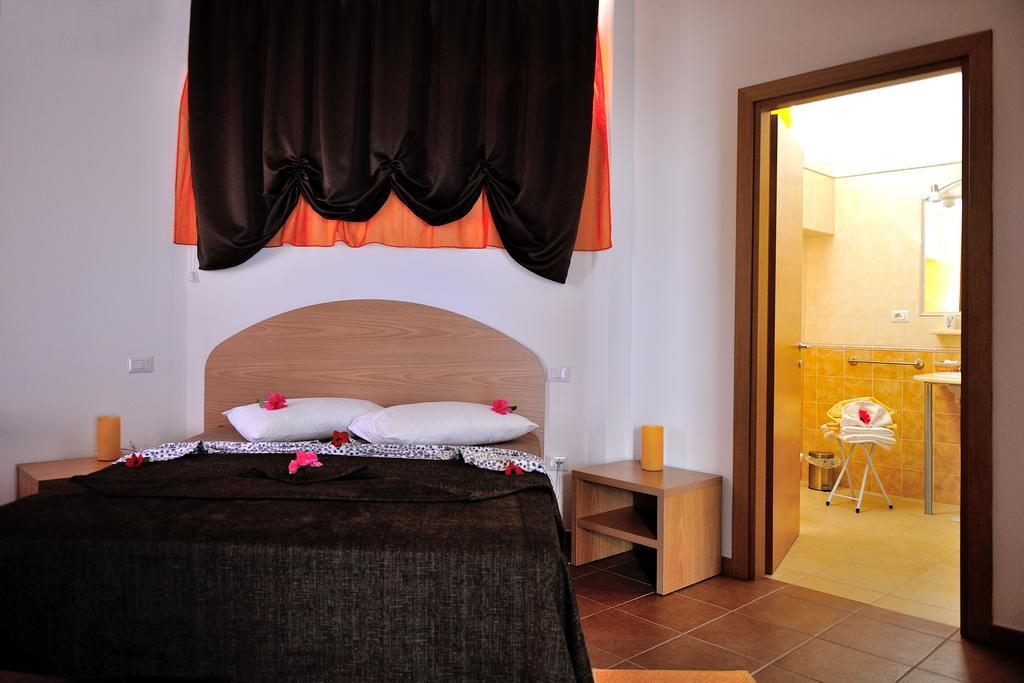 Hotel Hr Costa Rei 무라베라 객실 사진
