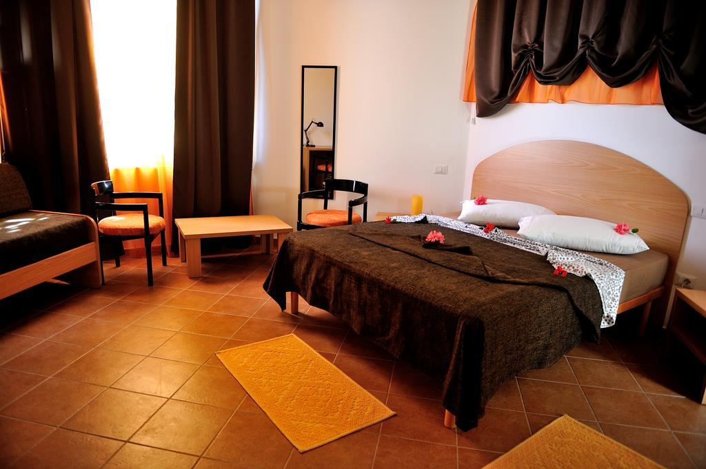 Hotel Hr Costa Rei 무라베라 객실 사진