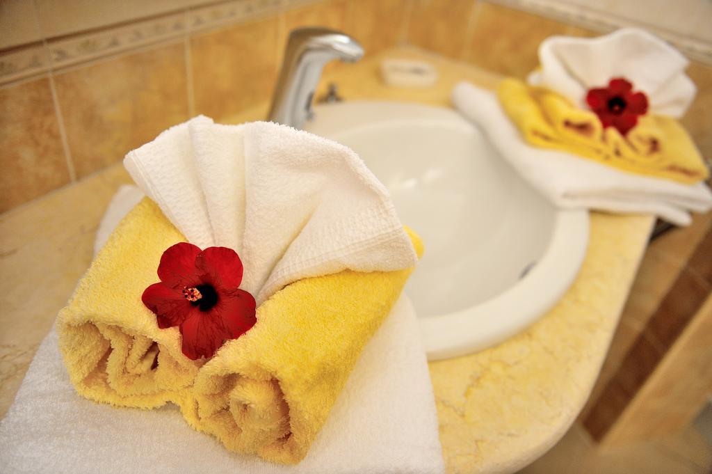 Hotel Hr Costa Rei 무라베라 외부 사진